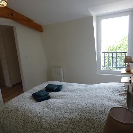 Les Freres Caudron, Centre *